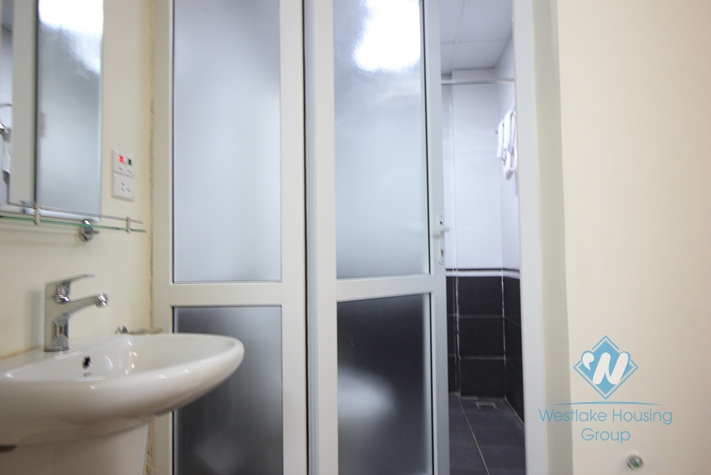 Bright and clean studio apartment for rent on Xuan Dieu, Tay Ho, Hanoi